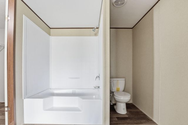 101 Oakdale Drive, Huntsville, TX 77320