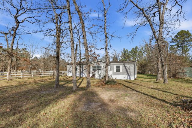 101 Oakdale Drive, Huntsville, TX 77320