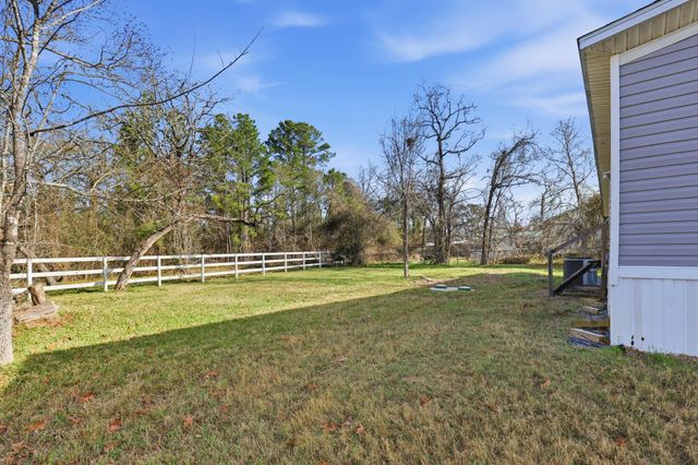 101 Oakdale Drive, Huntsville, TX 77320