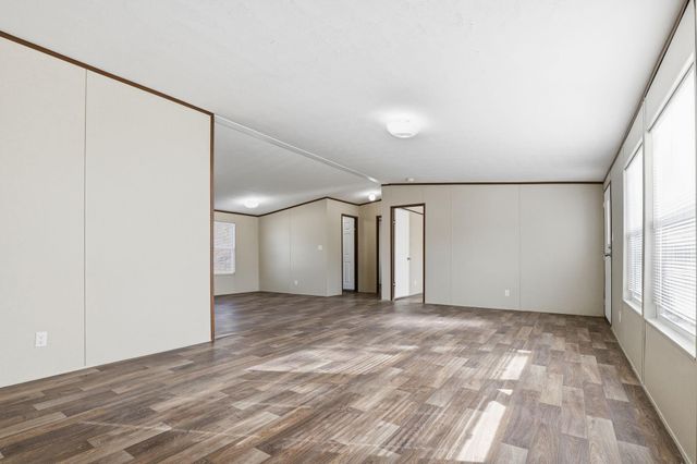 101 Oakdale Drive, Huntsville, TX 77320