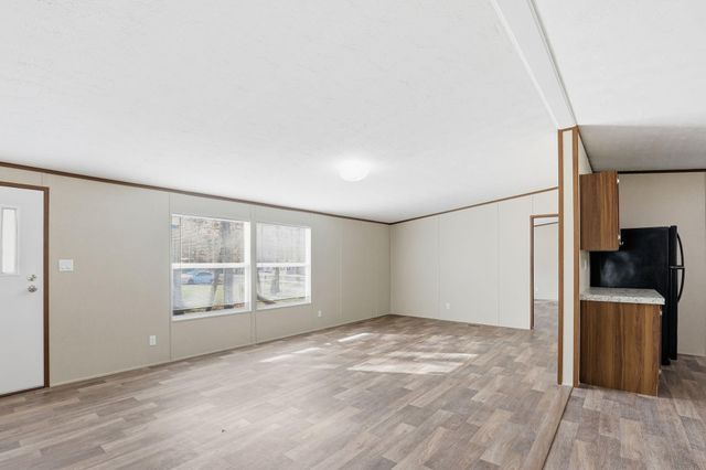 101 Oakdale Drive, Huntsville, TX 77320