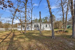 101 Oakdale Drive, Huntsville, TX 77320