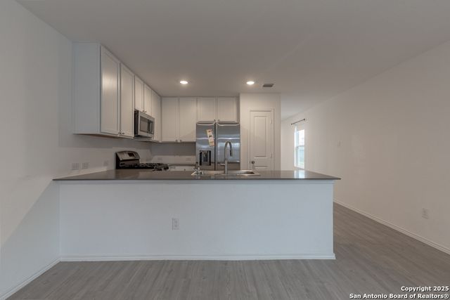 9847 Sanborn Grist, San Antonio, TX 78254