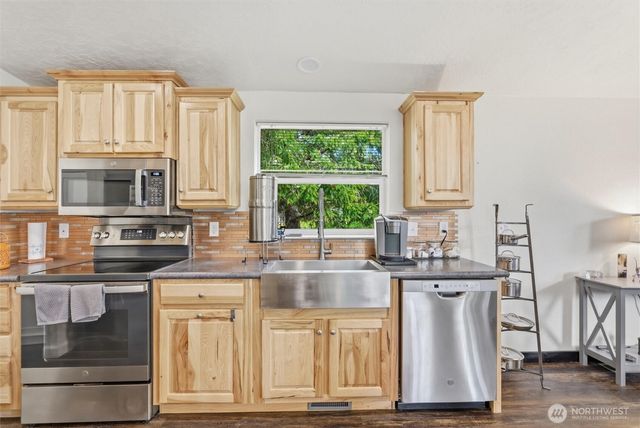 470 Sunshine Drive, Sequim, WA 98382