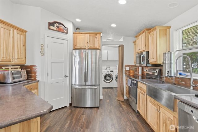 470 Sunshine Drive, Sequim, WA 98382