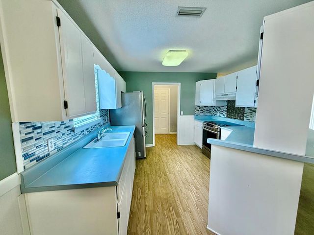 200 Concord Circle, Dothan, AL 36301