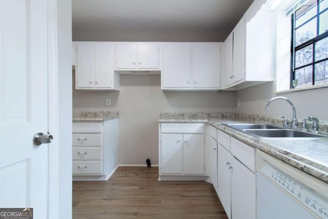 6437 Stone Way, Morrow, GA 30260