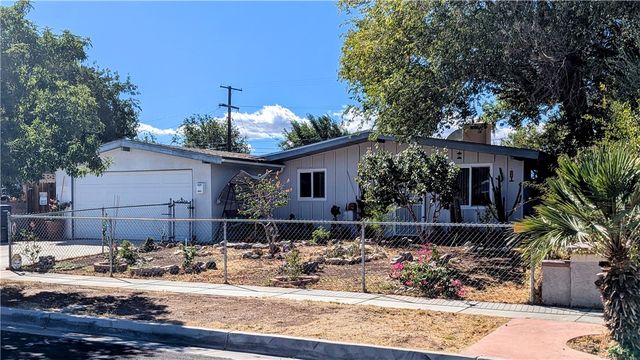 38457 Glenbush Avenue, Palmdale, CA 93550