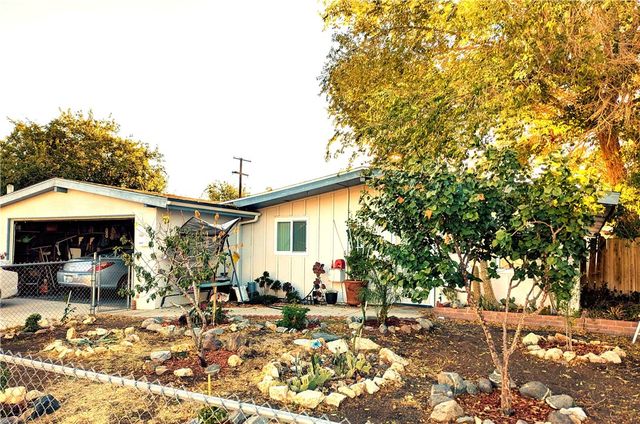 38457 Glenbush Avenue, Palmdale, CA 93550