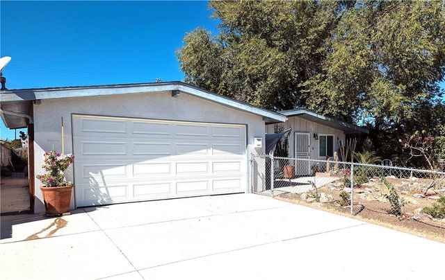38457 Glenbush Avenue, Palmdale, CA 93550