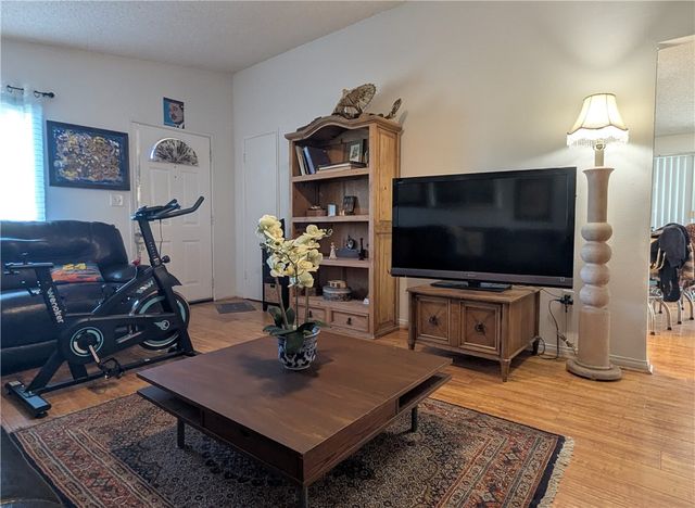 38457 Glenbush Avenue, Palmdale, CA 93550