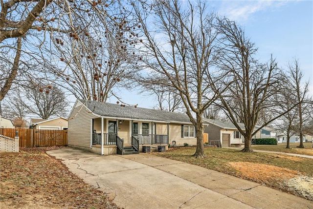 1207 N Atherton Road, Independence, MO 64056