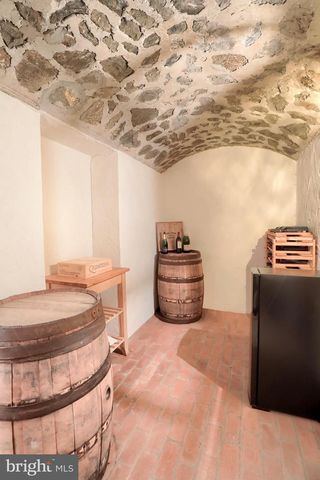 80 SCHOOL HOUSE RD, Lancaster, PA 17603