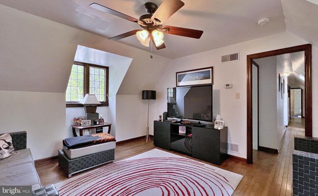 80 SCHOOL HOUSE RD, Lancaster, PA 17603