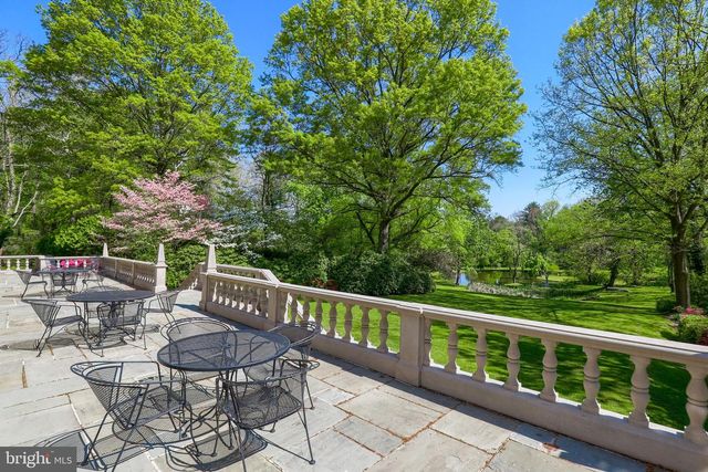 80 SCHOOL HOUSE RD, Lancaster, PA 17603