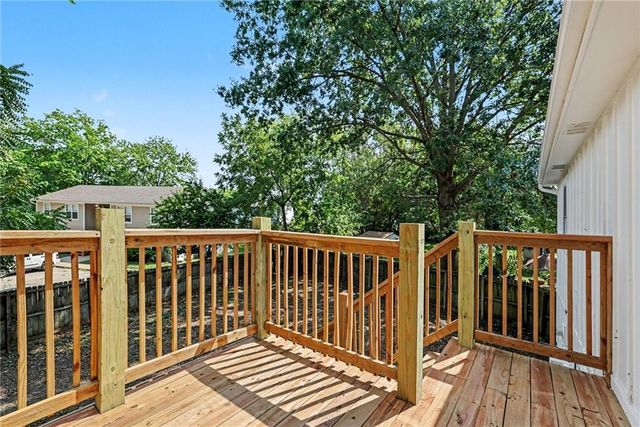 606 E Welston Avenue, Olathe, KS 66061