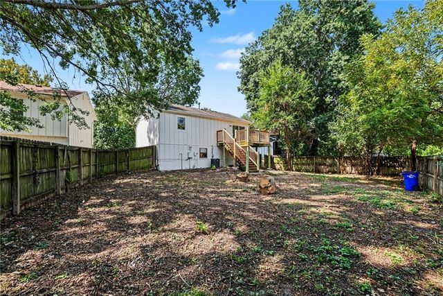 606 E Welston Avenue, Olathe, KS 66061