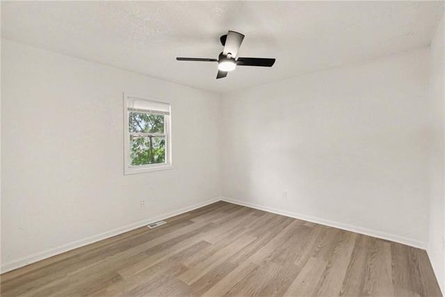 606 E Welston Avenue, Olathe, KS 66061