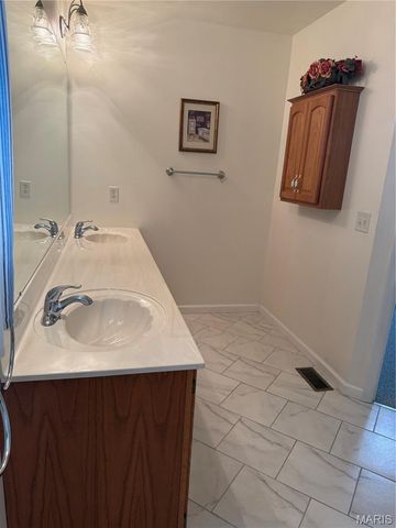 1167 Sweeping Oaks Drive, Unincorporated, MO 63304
