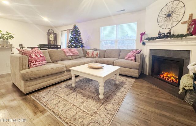 507 Creek Bridge Way, Maryville, TN 37804