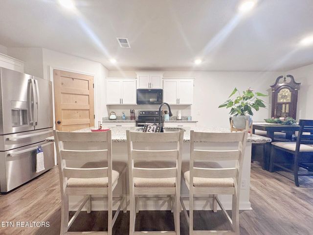 507 Creek Bridge Way, Maryville, TN 37804