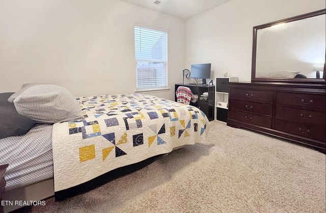 507 Creek Bridge Way, Maryville, TN 37804