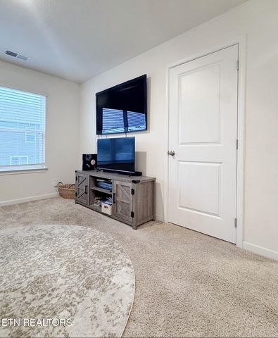 507 Creek Bridge Way, Maryville, TN 37804