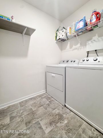 507 Creek Bridge Way, Maryville, TN 37804