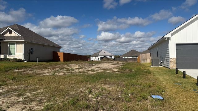 4787 Holm Oak Road, Bryan, TX 77845
