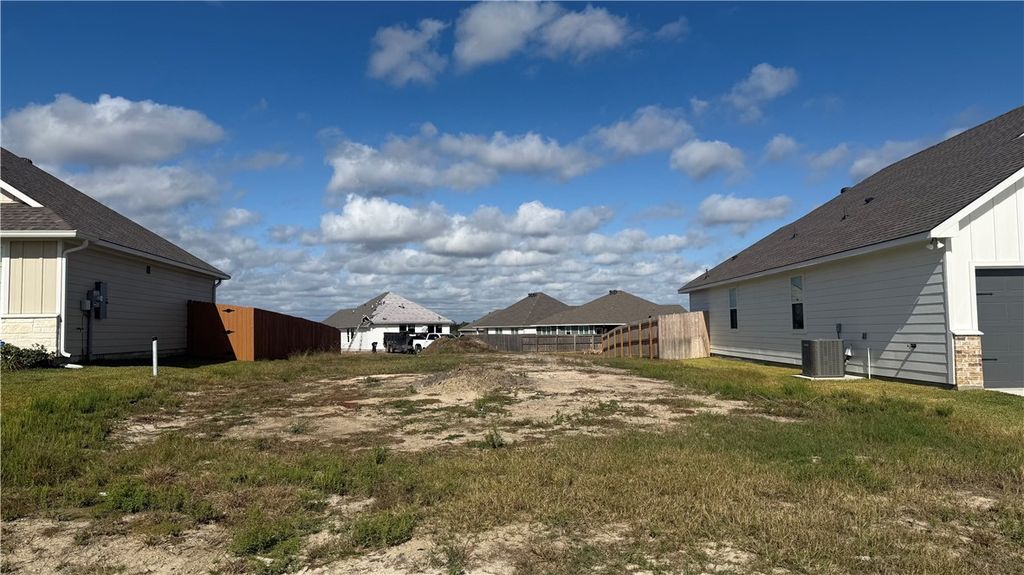 4787 Holm Oak Road, Bryan, TX 77845