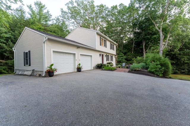139 Skyline Drive, Moultonborough, NH 03254