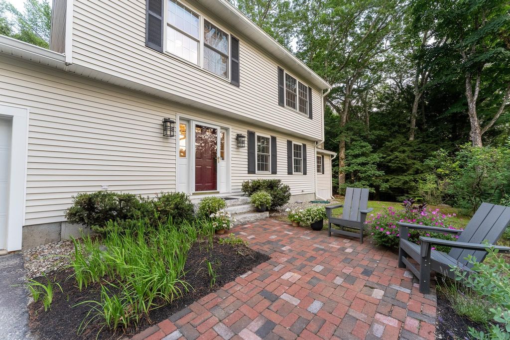 139 Skyline Drive, Moultonborough, NH 03254