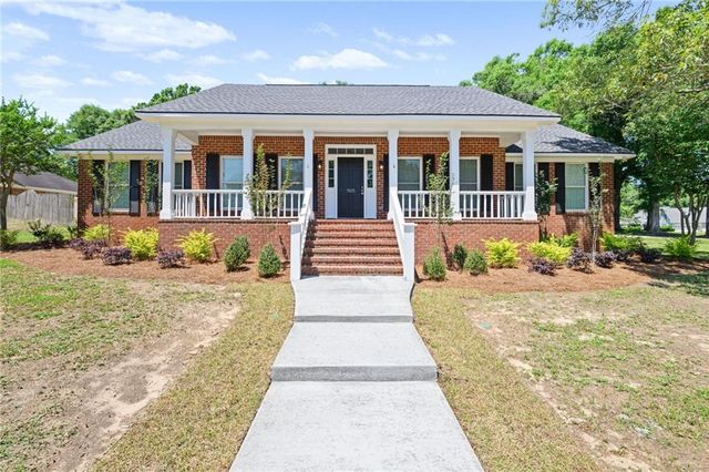 7671 Country Squire Drive, Mobile, AL 36695