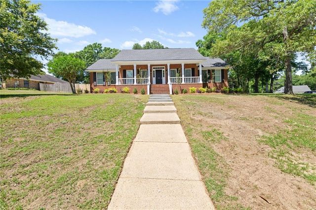 7671 Country Squire Drive, Mobile, AL 36695