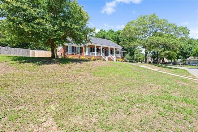7671 Country Squire Drive, Mobile, AL 36695