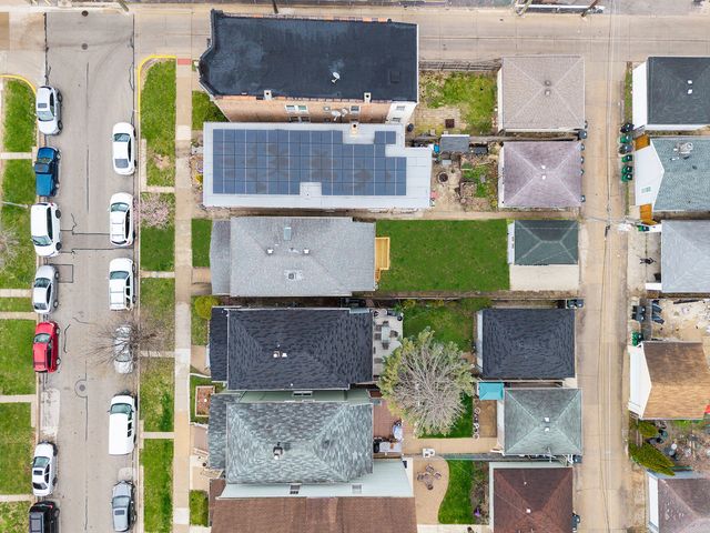 1217 Elmwood Avenue, Berwyn, IL 60402