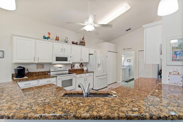 215 FITZGERALD LN, Davenport, FL 33837