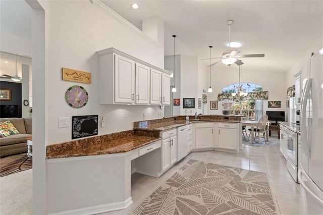 215 FITZGERALD LN, Davenport, FL 33837