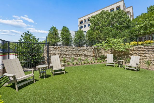5270 Town & Country Boulevard 22, Frisco, TX 75034