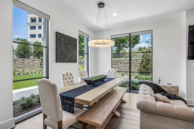 5270 Town & Country Boulevard 22, Frisco, TX 75034