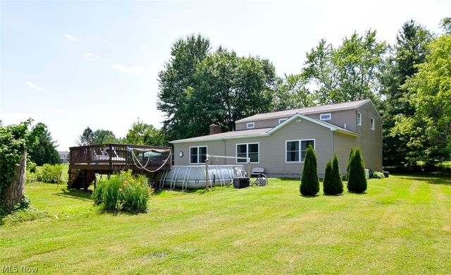 17615 Indian Hills Drive, Chagrin Falls, OH 44023