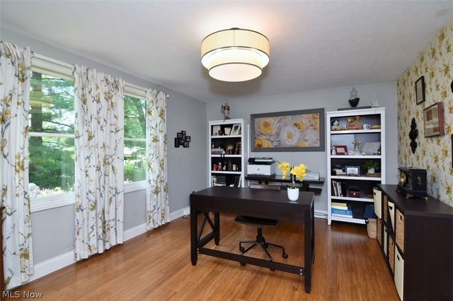 17615 Indian Hills Drive, Chagrin Falls, OH 44023