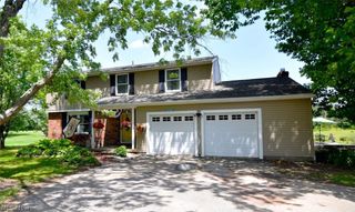 17615 Indian Hills Drive, Chagrin Falls, OH 44023