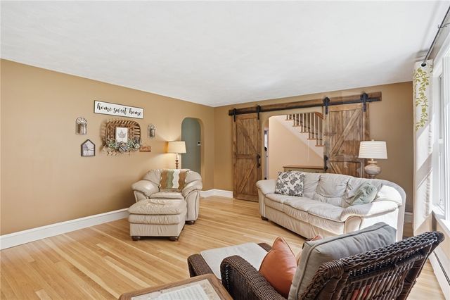712 East Road Road, Scituate, RI 02857