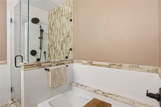 712 East Road Road, Scituate, RI 02857