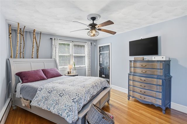 712 East Road Road, Scituate, RI 02857