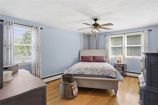 712 East Road Road, Scituate, RI 02857