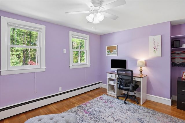 712 East Road Road, Scituate, RI 02857