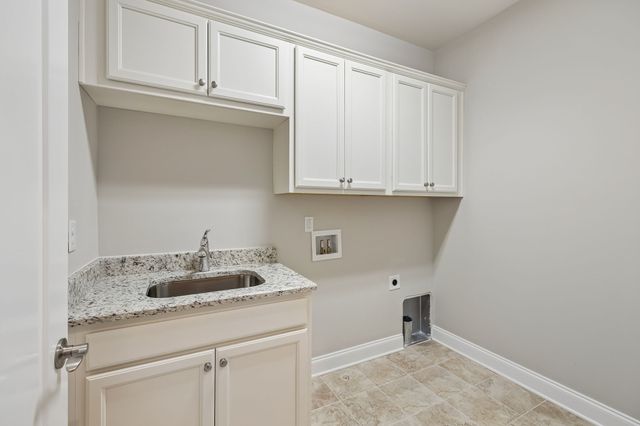 9560 Dresden Sq, Brentwood, TN 37027