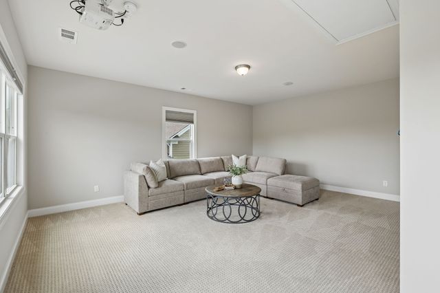 9560 Dresden Sq, Brentwood, TN 37027
